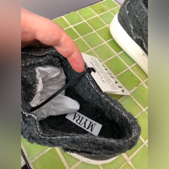 NWT Myra bag sneakers size 8 - Picture 6 of 11